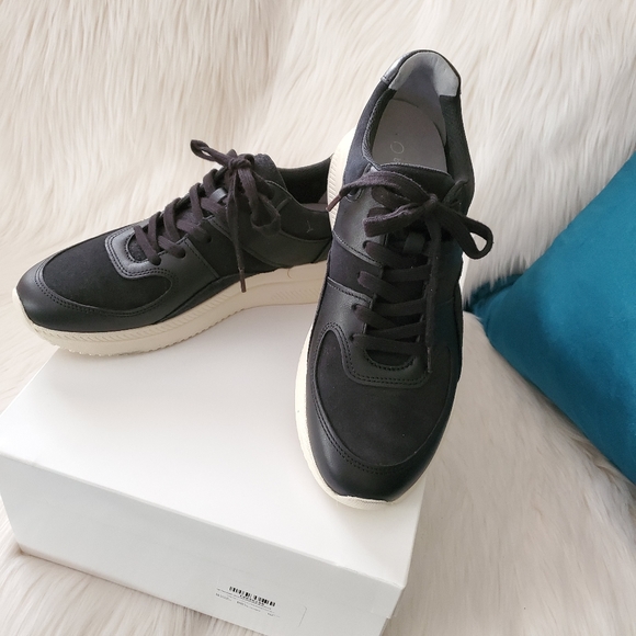 NEW Everlane The Trainer Black Leather Sneakers - Picture 2 of 12
